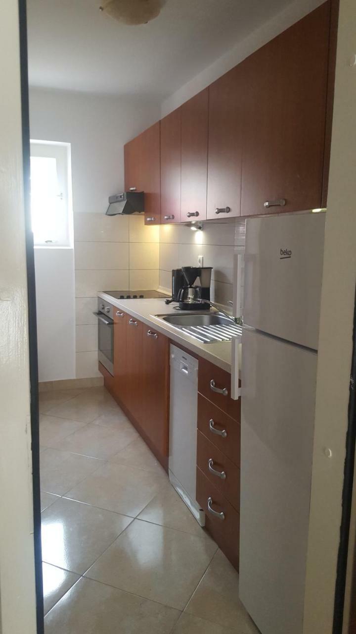 Apartments Villa Marija Seget Vranjica Exterior foto